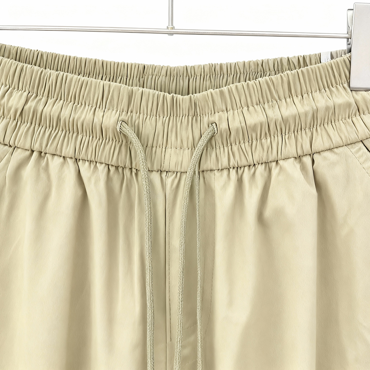Cal&ccedil;as e cal&ccedil;as masculinas oamaiga C466803